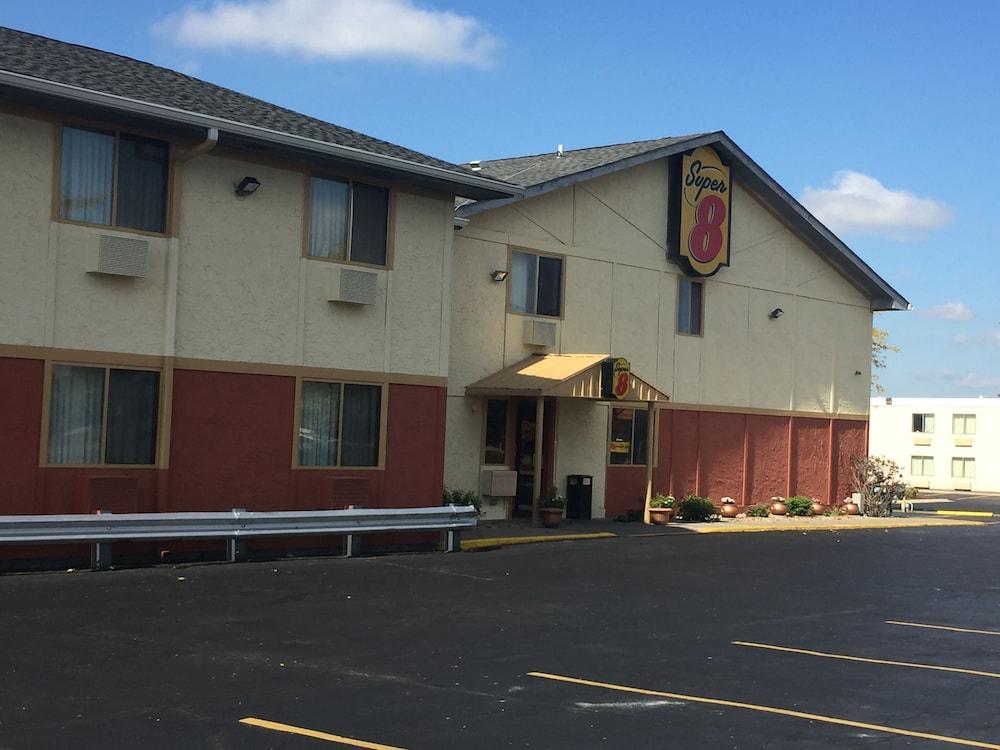 Super 8 By Wyndham Merrillville Buitenkant foto