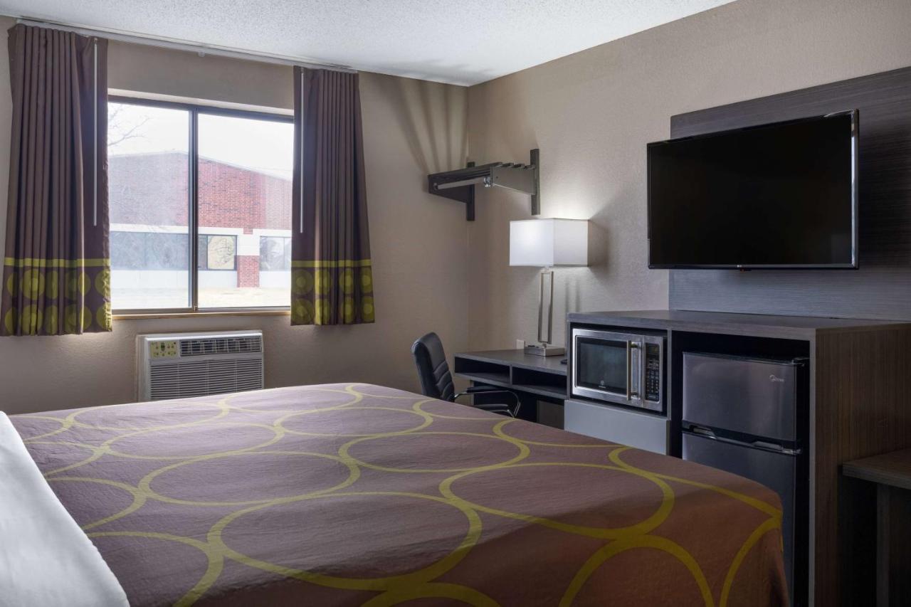 Super 8 By Wyndham Merrillville Buitenkant foto